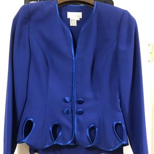 Formal/Semi-Formal suite set!!! ONLY WORN ONCE!! Size 2 Beautiful Blue Color!!